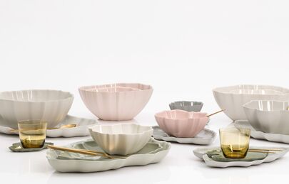 FLOWERS & LEAVES | tableware . NEW!